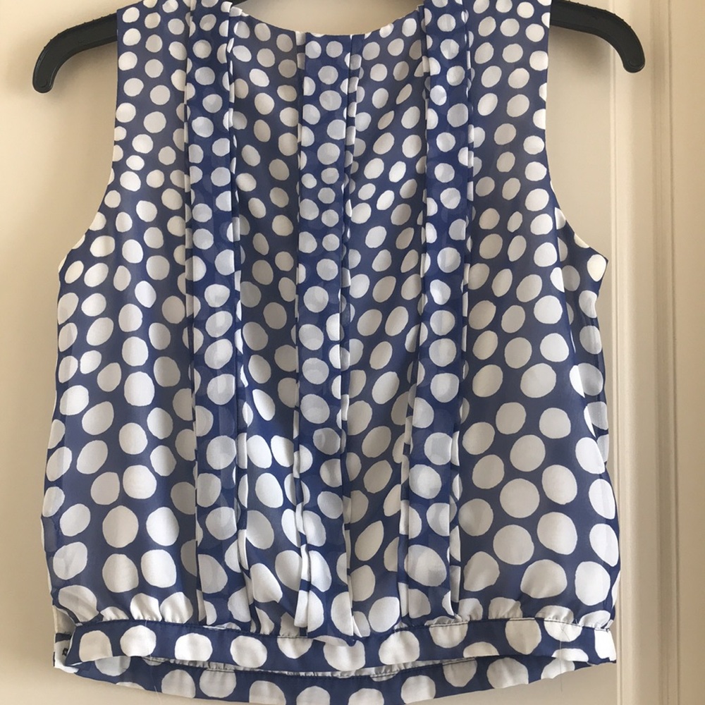 Trina Turk polka dot sleeveless blouse - Picture 2 of 4